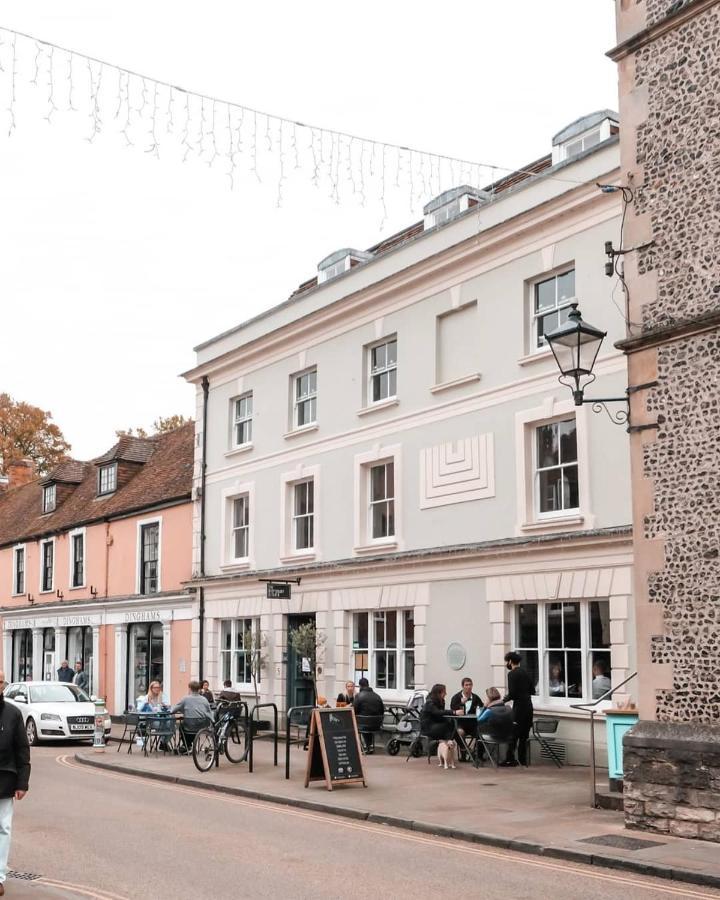 Winchester Retreat Apartment ภายนอก รูปภาพ