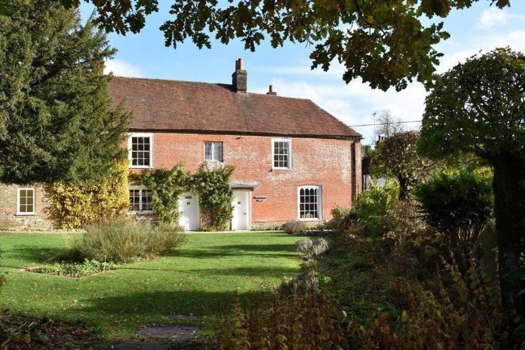 Winchester Retreat Apartment ภายนอก รูปภาพ