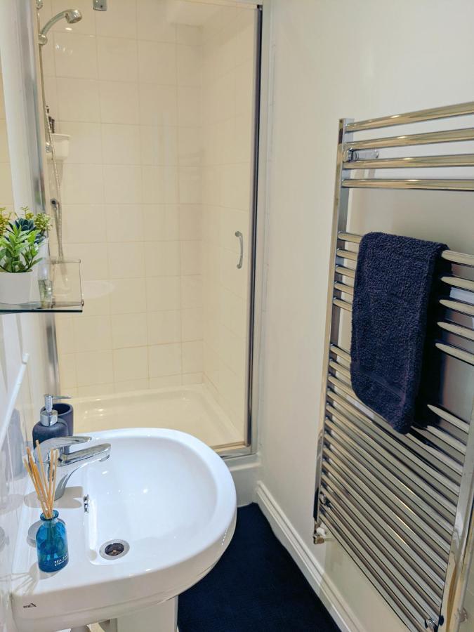 Winchester Retreat Apartment ภายนอก รูปภาพ